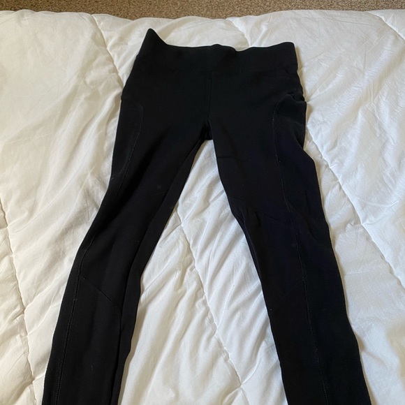 Yoga pants - Picture 2 of 3